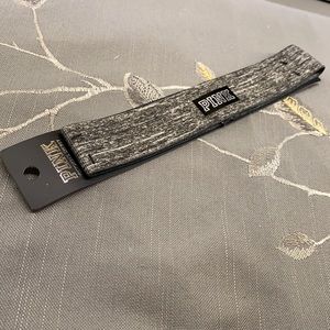 6| PINK Victoria’s Secret Headband